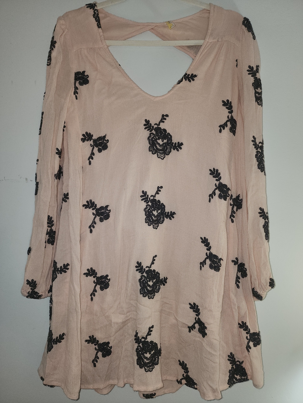 Free People Blush Pink Tunic with Black Lace Floral Appliqué Top/dress Size S